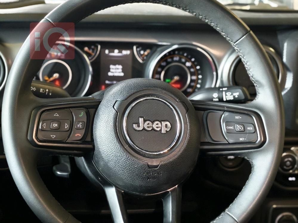 جيب جلاديتور